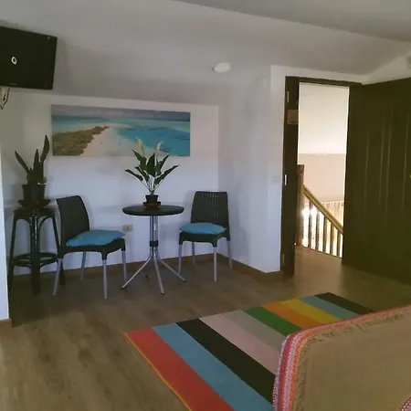 Casa Papi 라하레스